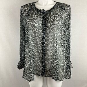 Jessica Simpson Black and White Patterned Top